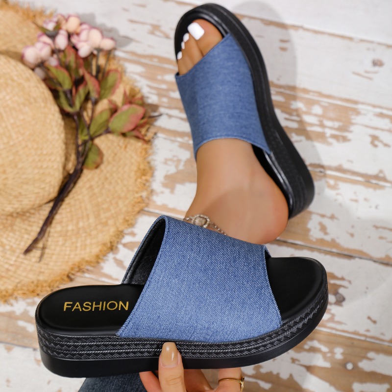 2026 New Women Slippers Trend  - огляд і ціна Outdoor Lighting Trends 2026